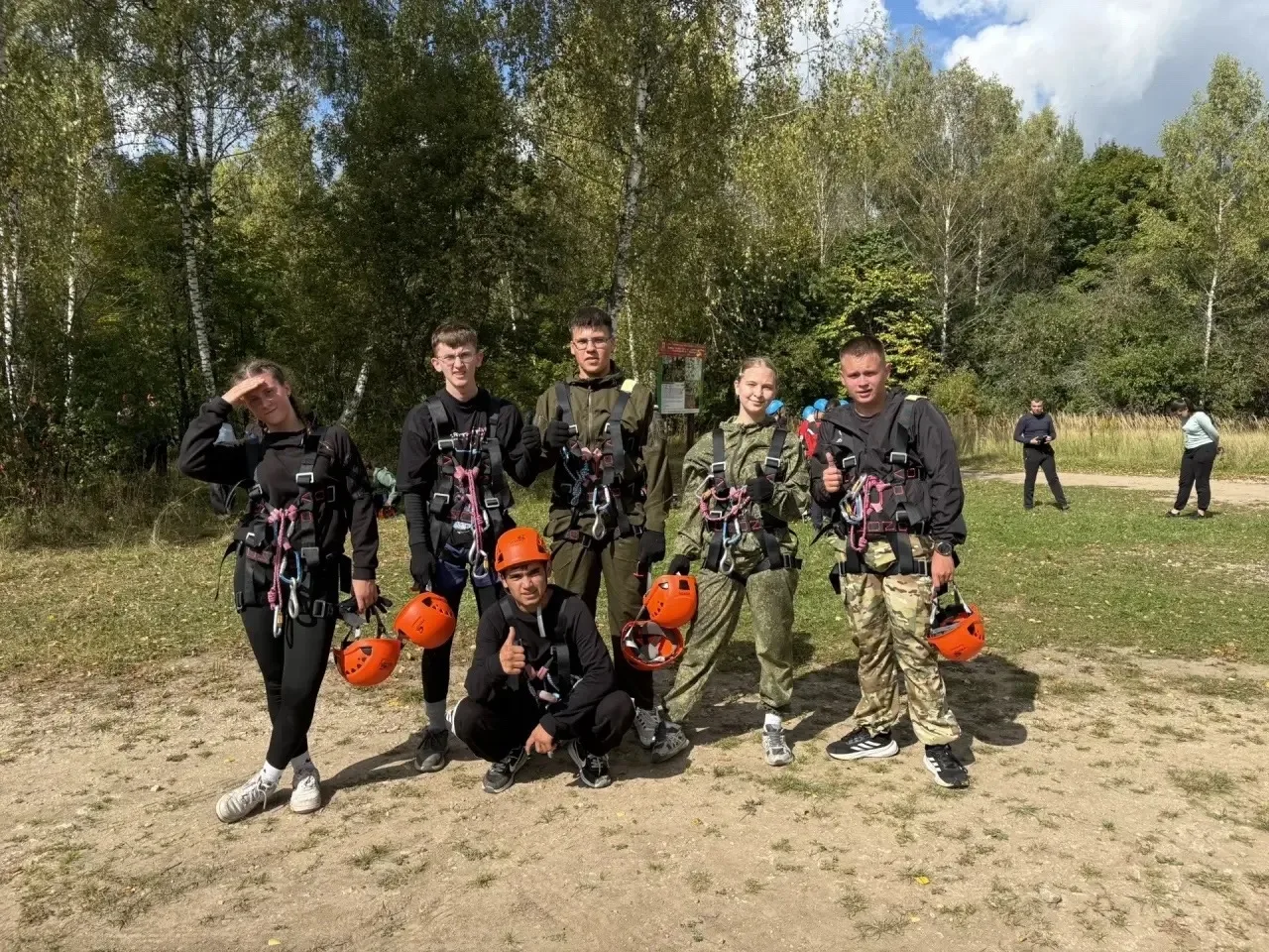 🏕️ Слёт туристов: первые старты — и сразу пьедестал!
