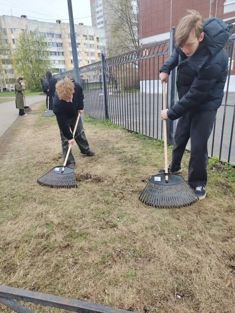 🍂🌿 25 апреля 2026 года наши замечательные обучающиеся и педагоги школы № 583 вышли на общегородской 