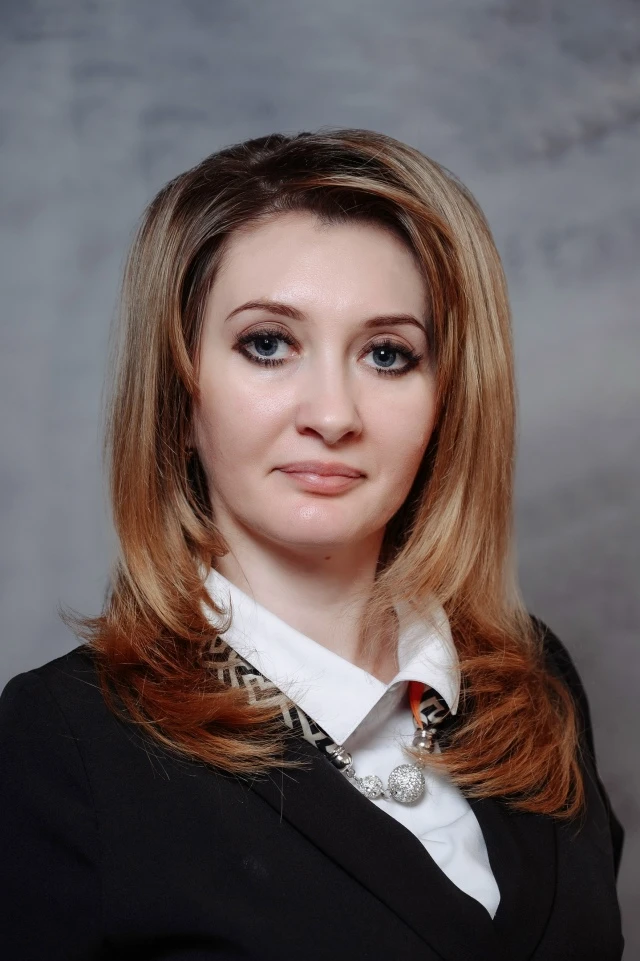 🎉 Сегодня, 23 июня, свой день рождения отмечает Орлова Инна Сергеевна, заместитель директора по адм