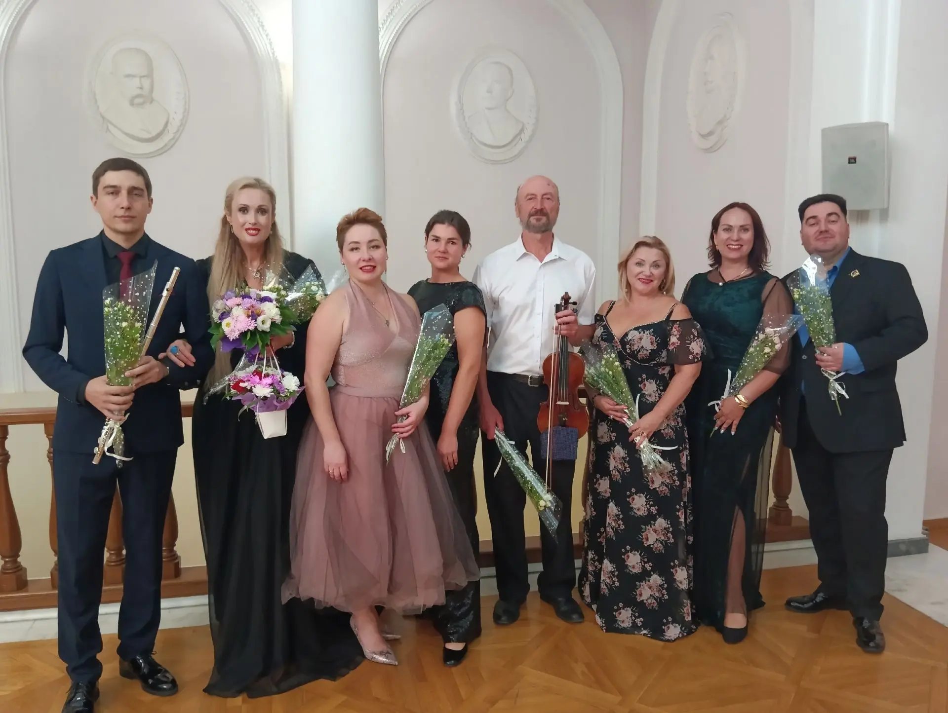 ✨ В Музыкальной гостиной Театра им. А.П. Чехова (Ялта) солисты Крымской государственной...