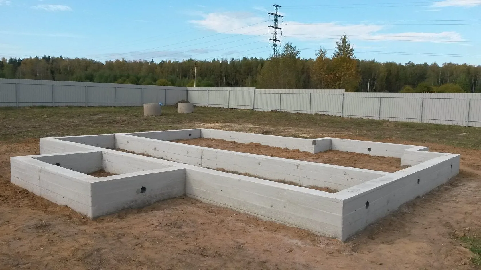 🏡 Крепкий дом начинается с надежного фундамента!