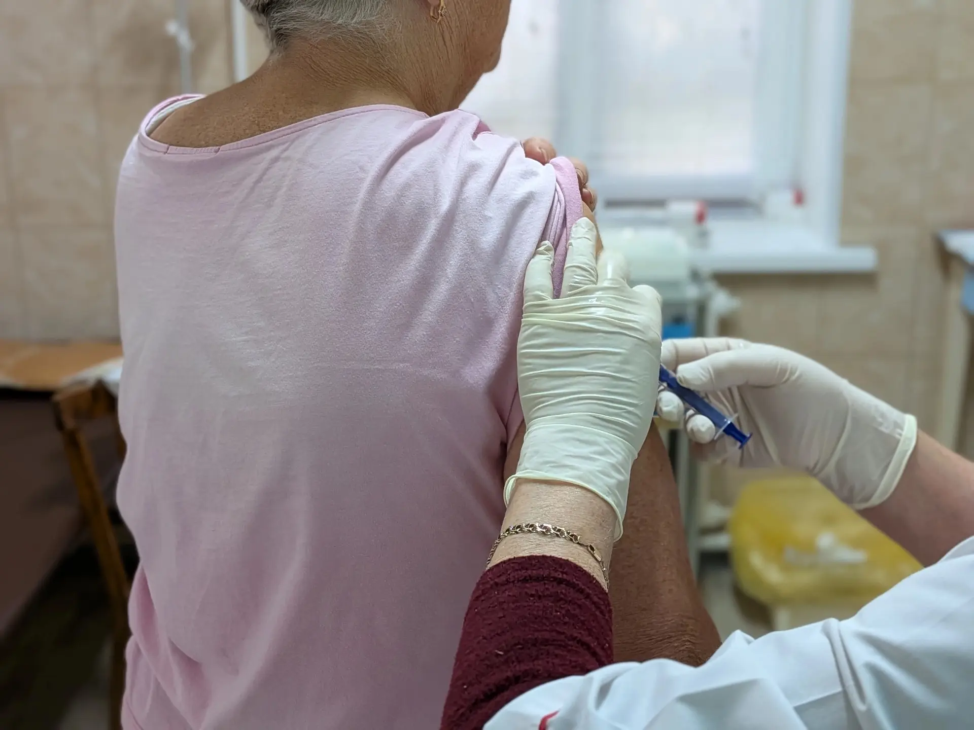 В Чагодощенском округе началась прививочная кампания от гриппа.