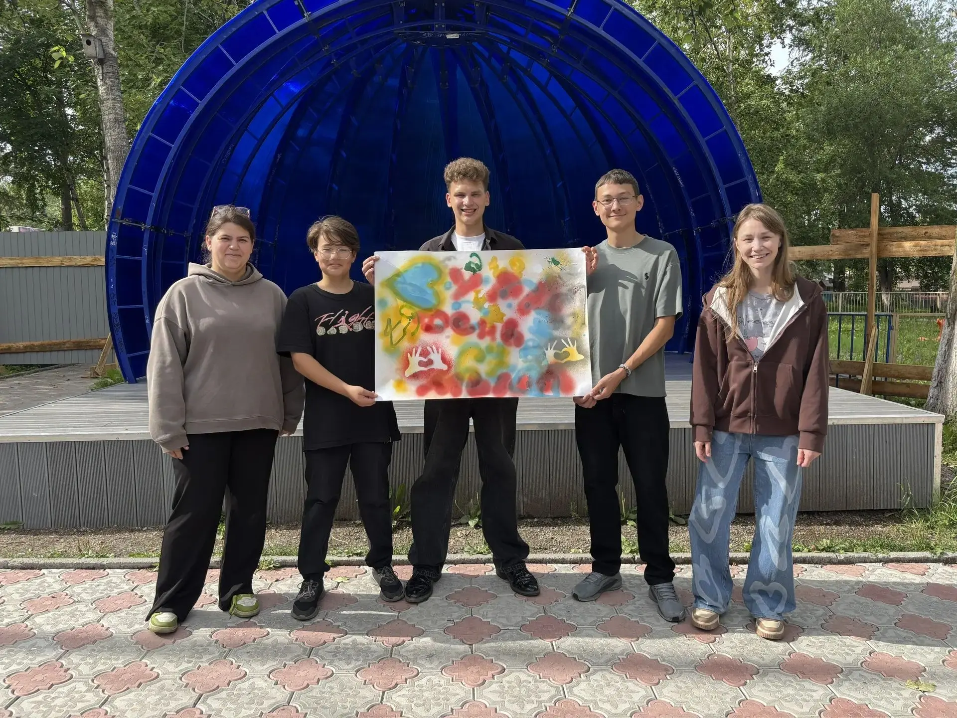 А вы знали, что наши юные артисты умеют не только блистать на сцене? 🤩 На днях участни...