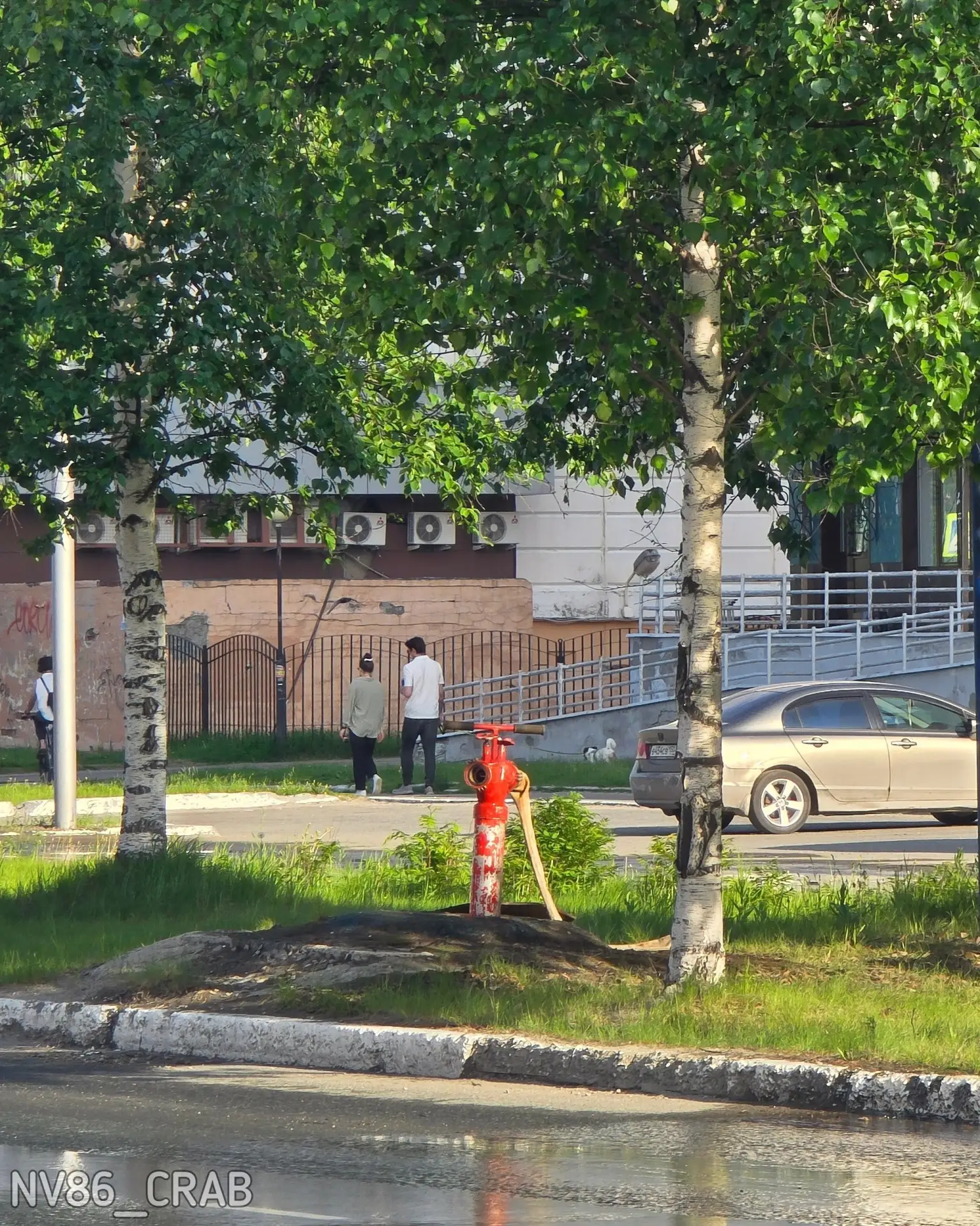 По следам ночного потопа на Ленина.

Судя по обстановке у ТЦ «Космос» — произошла разгерметизация по