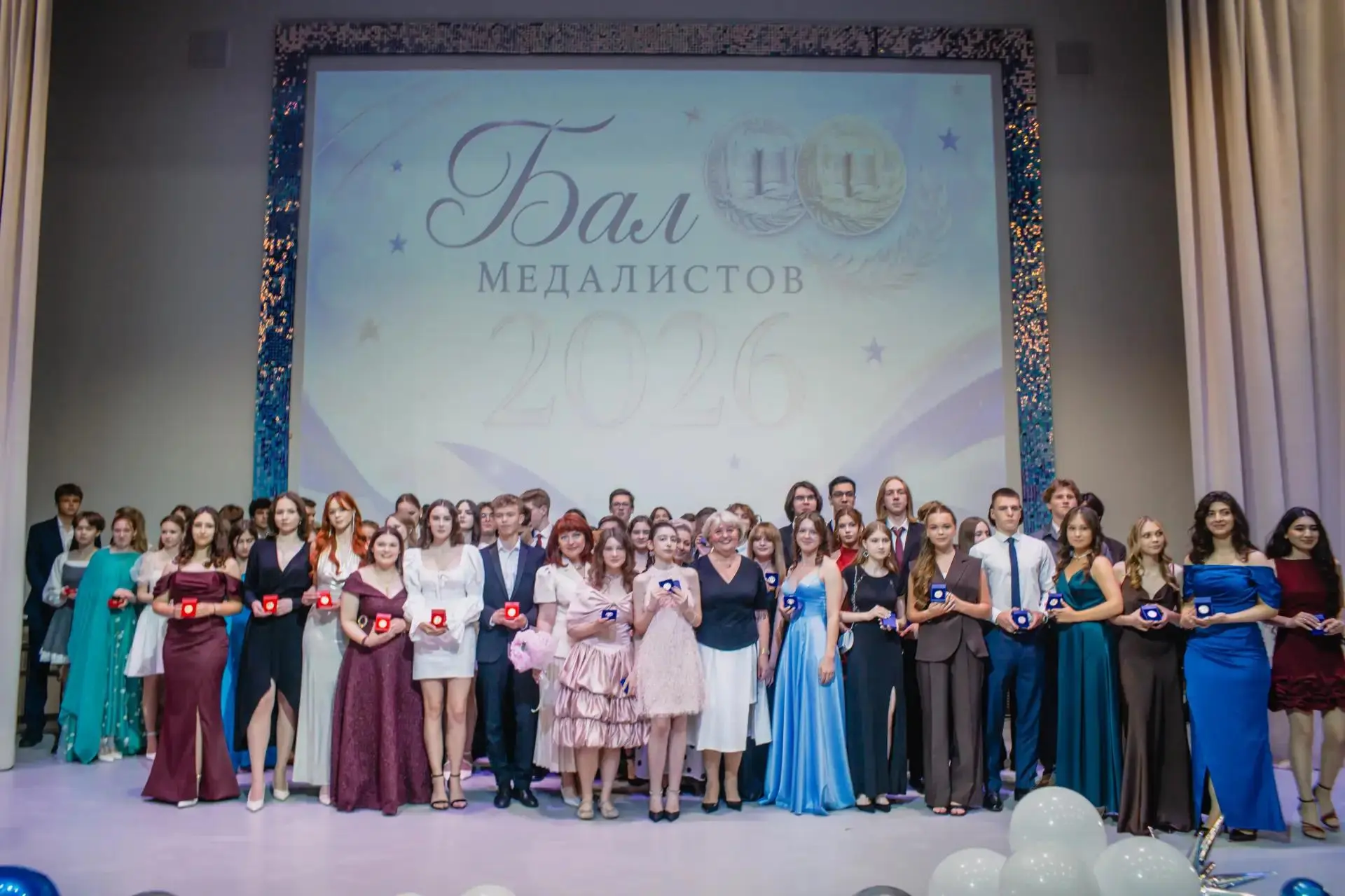 На 25% увеличилось количество золотых медалистов в Люберцах по сравнению с прошлым годом

🏅 В 2025-