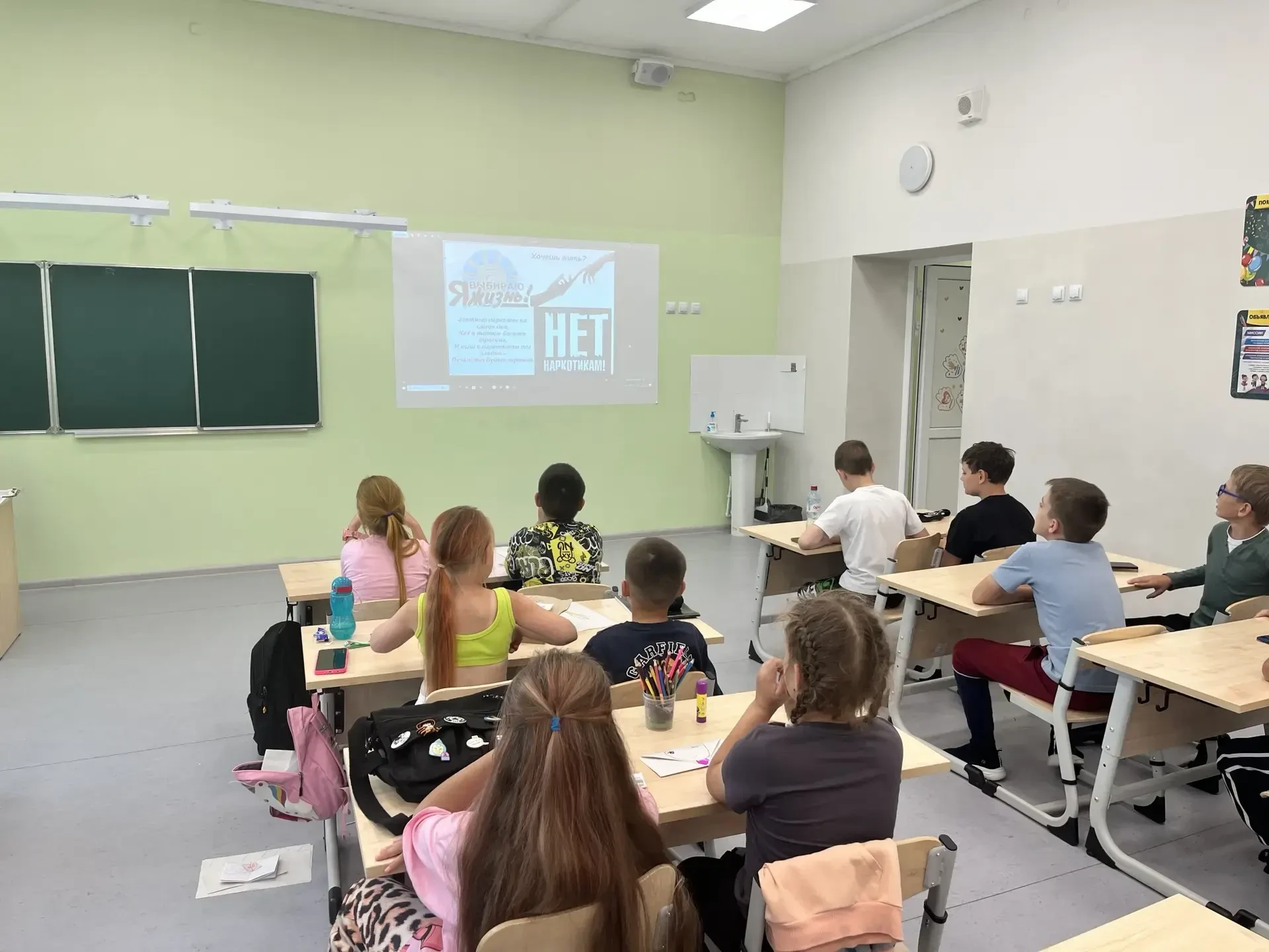 В пришкольном лагере «Ласточки» прошёл информационный час «Я выбираю жизнь»! 
В рамках антинаркотиче