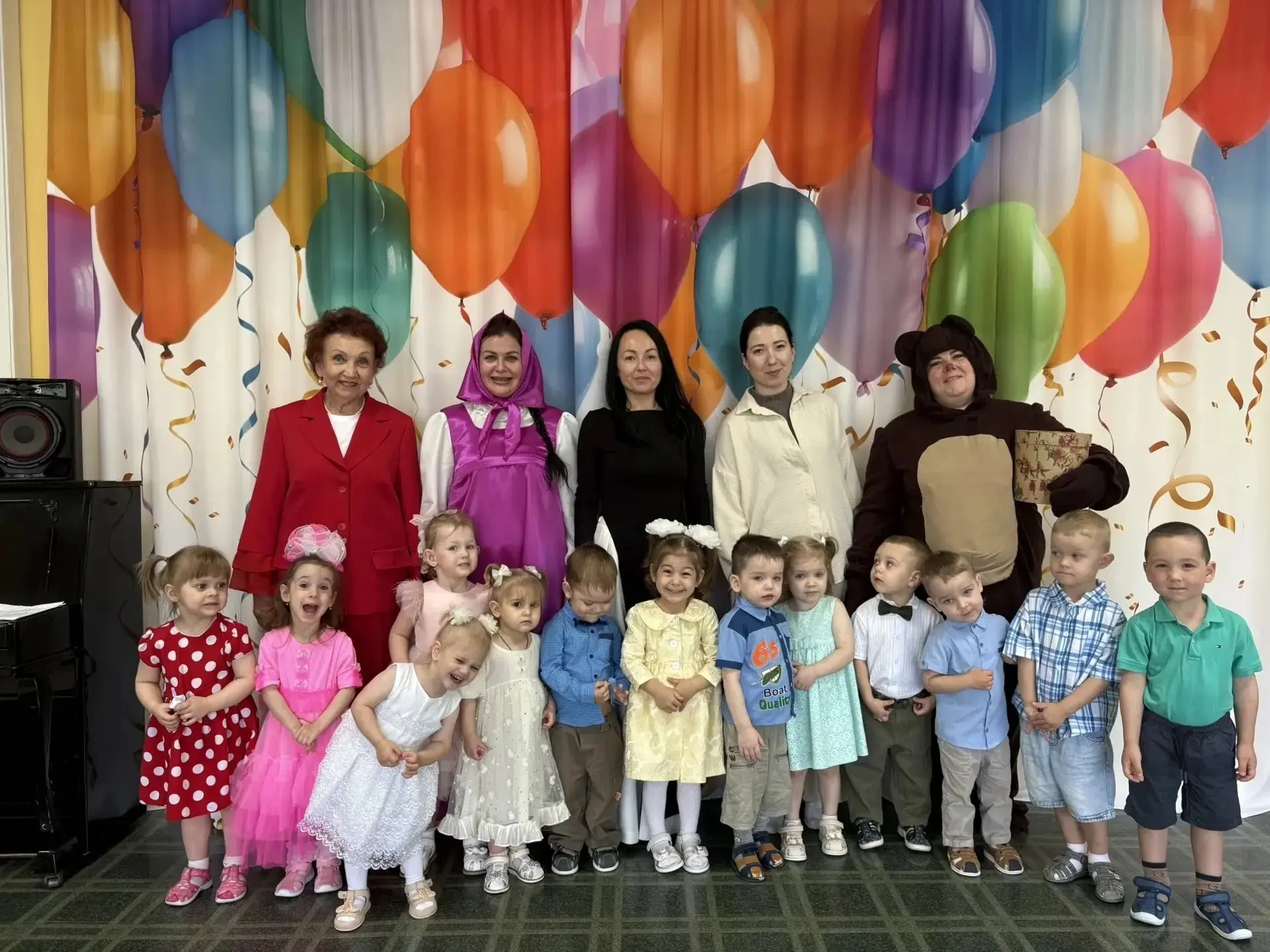 📢 До свидания, ясельки! 👋 Мы научились сами одеваться, дружить, делиться игрушками и кушать кашу �