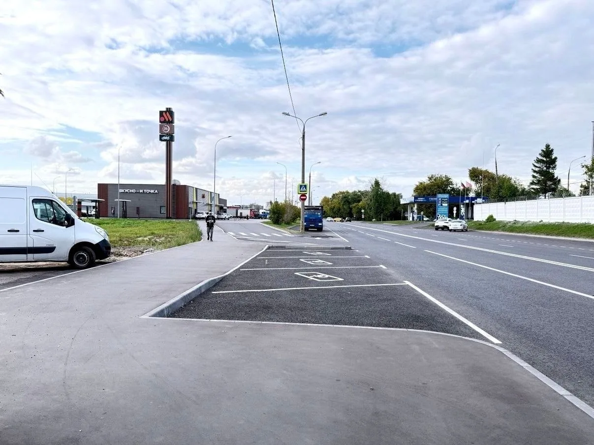 На Большой Косинской и Новоухтомском шоссе появился еще один тротуар.