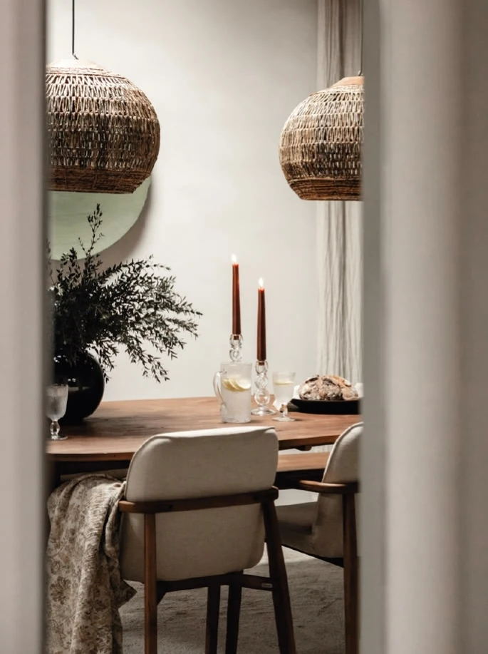 Плетеные абажуры Teak House✨ – это простой способ добавить в интерьер уюта и изящества....