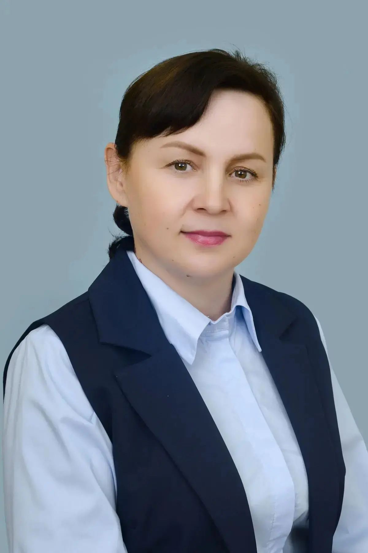 Продолжаем нашу рубрику и знакомим вас с теми, кто скоро будет открывать для малышей мир детского са