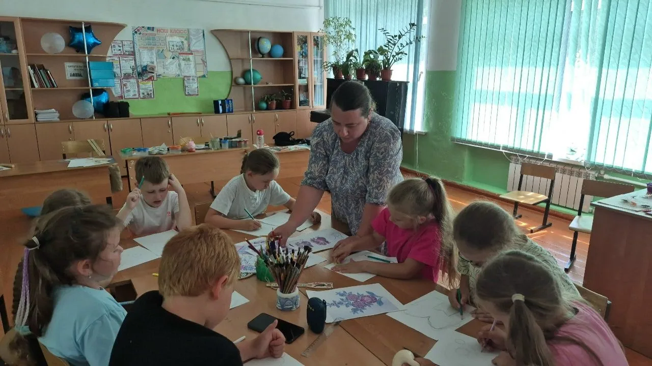10 день работы профильной смены лагеря с дневным пребыванием детей "Смены Первых. Служи...