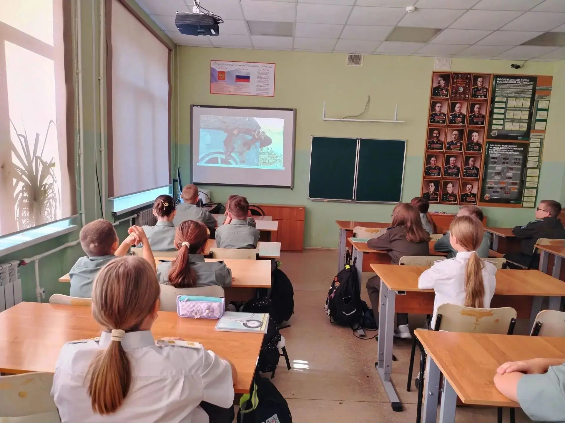 В нашей школе прошел кинопоказ в рамках фестиваля «Перерыв на кино» 🎬