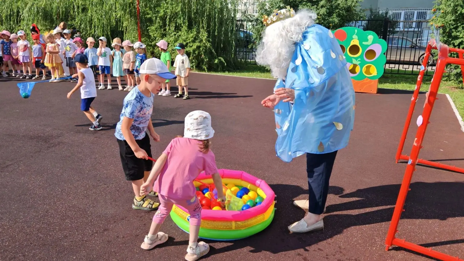 На 2 корпусе детского сада праздник также прошёл на ура! 🌊✨ Дети с восторгом принимали участие в во