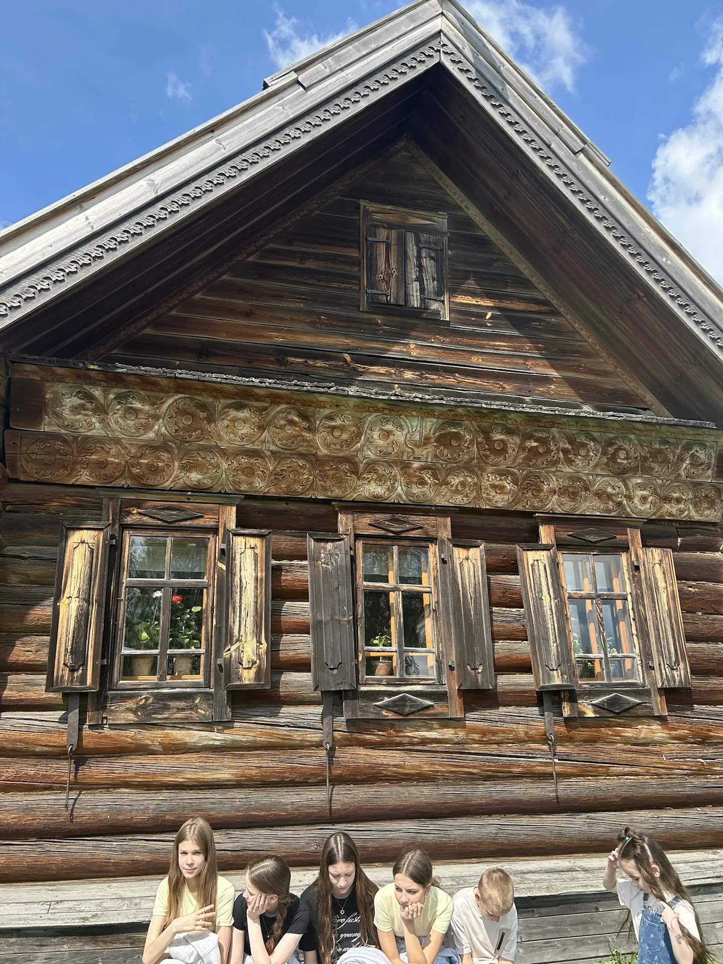 ✨ Великое путешествие по древнему Суздалю! ✨  Друзья, ученики 6б и 7а классов, а также наши дорогие 