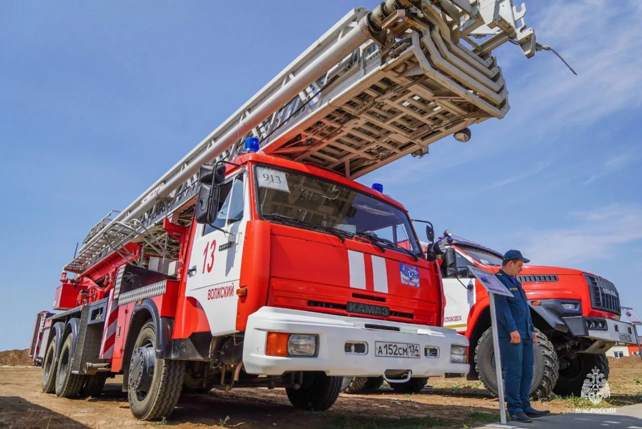 10 июня - День рождения пожарного автомобиля