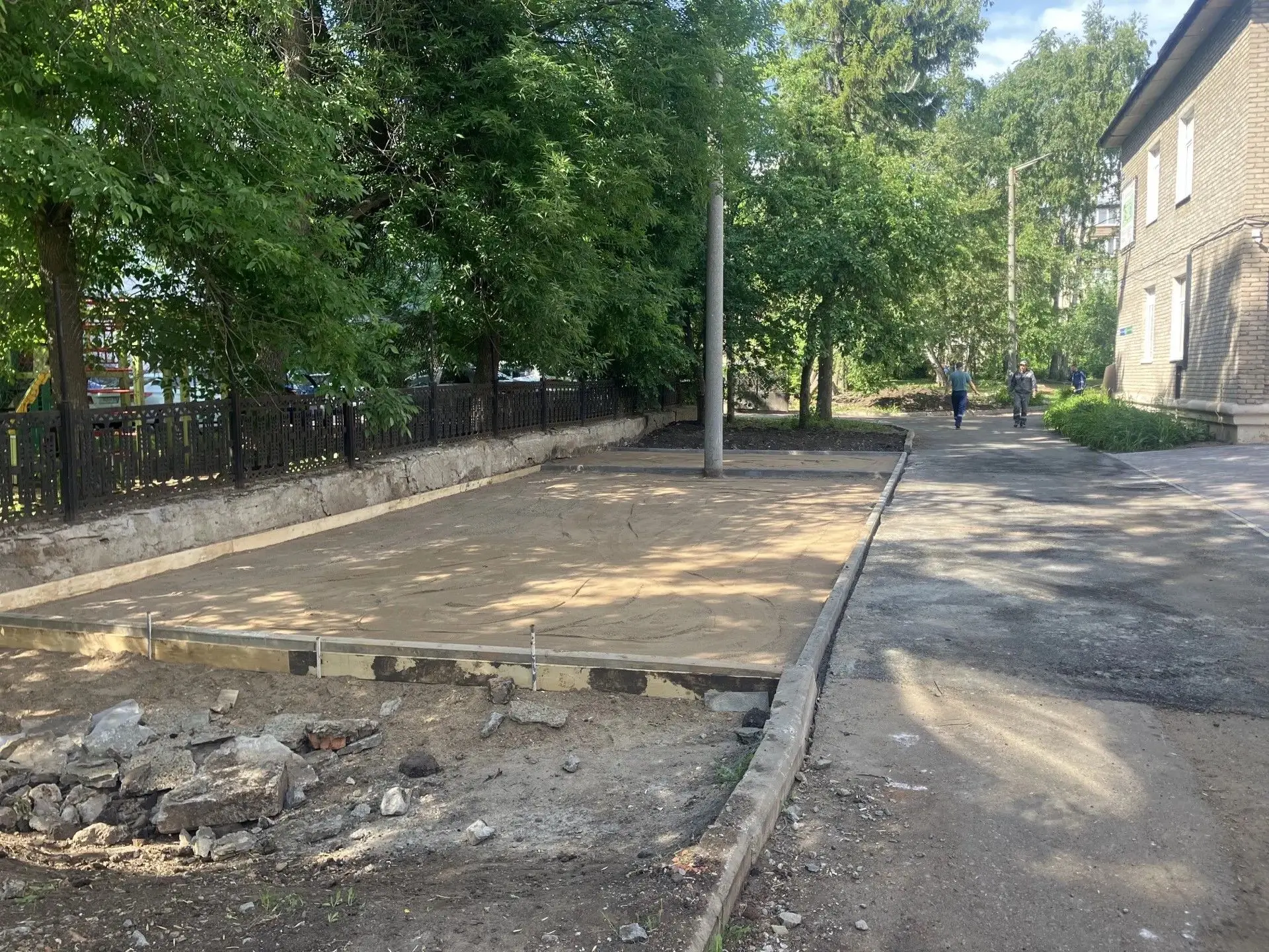 Начало строительства нового детского городка на Цюрупа 100/1 стало праздничным событием...