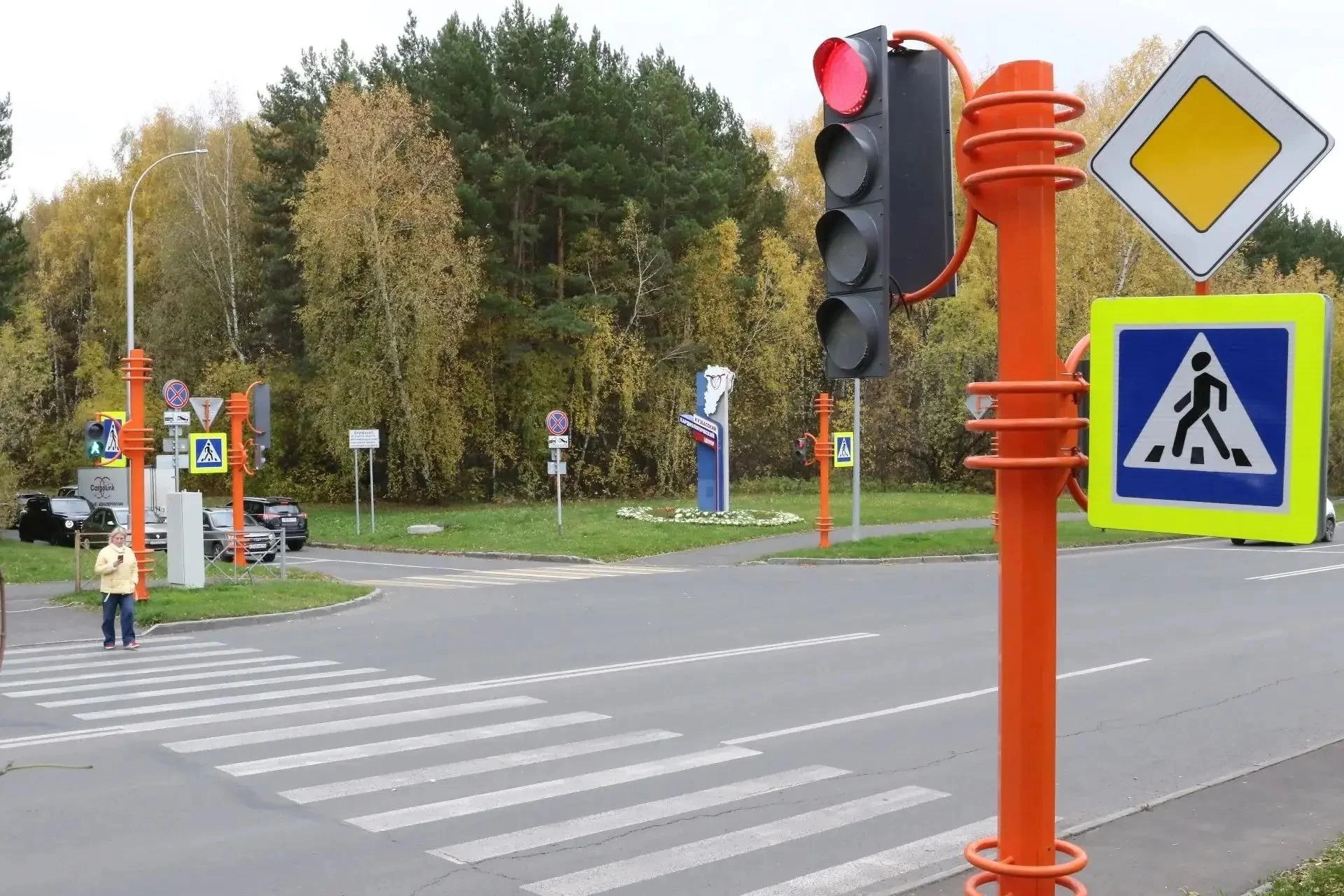 В Кемерове заработали новые светофоры на бульваре имени академика Л.С. Барбараша