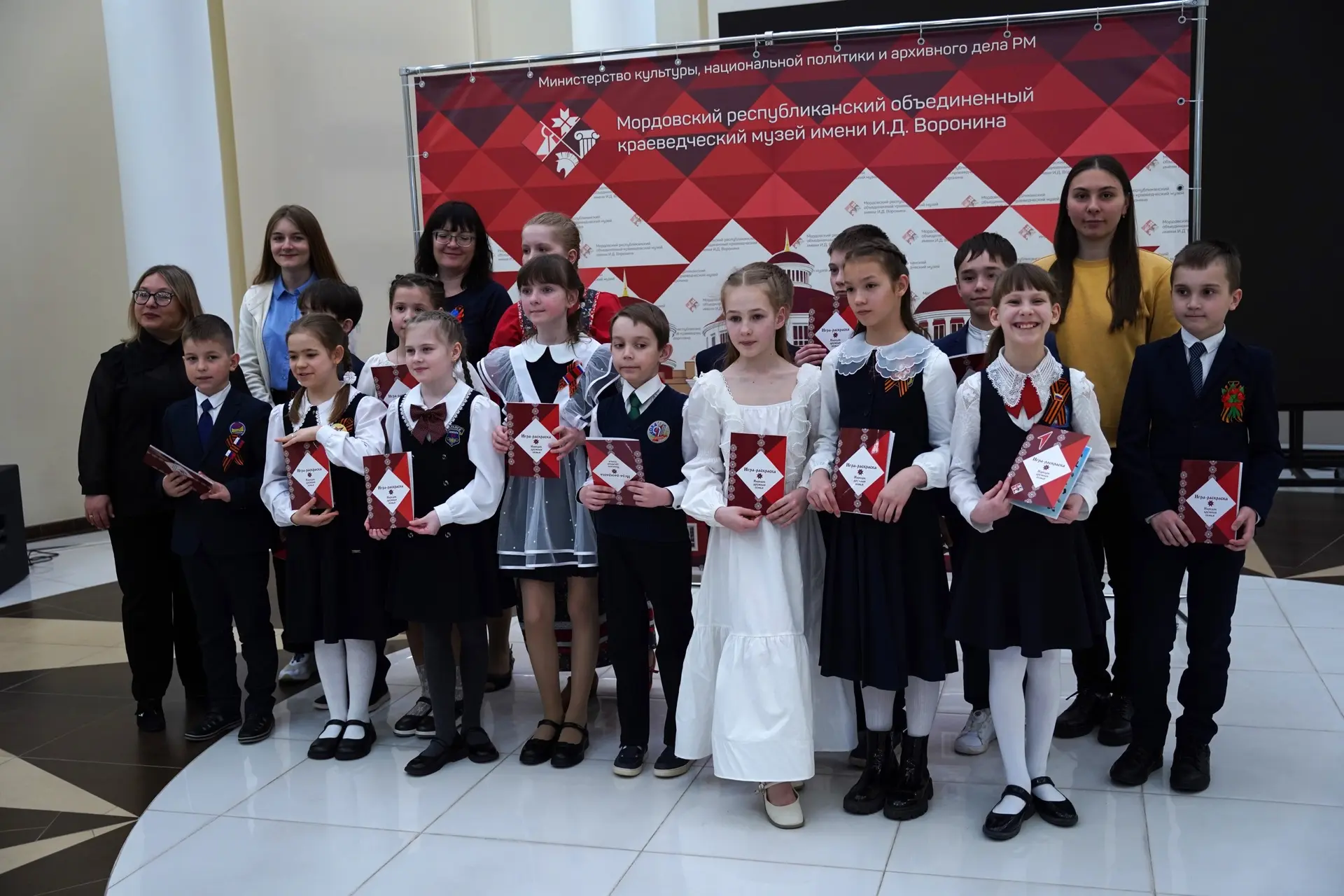 Итоги конкурса «Бабушкин сундук»!  ✨Поздравляем учениц 3 класса А: классный руководитель Терлецкая Н