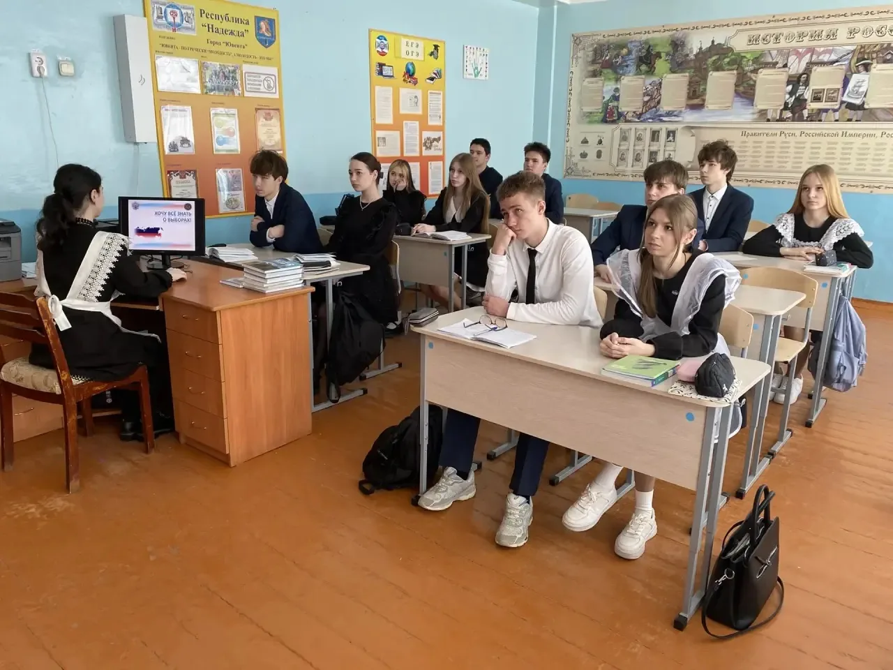 23 апреля в нашей школе (1 и 2 корпусе)  прошли Уроки права «Хочу всё знать о выборах» в рамках Дека