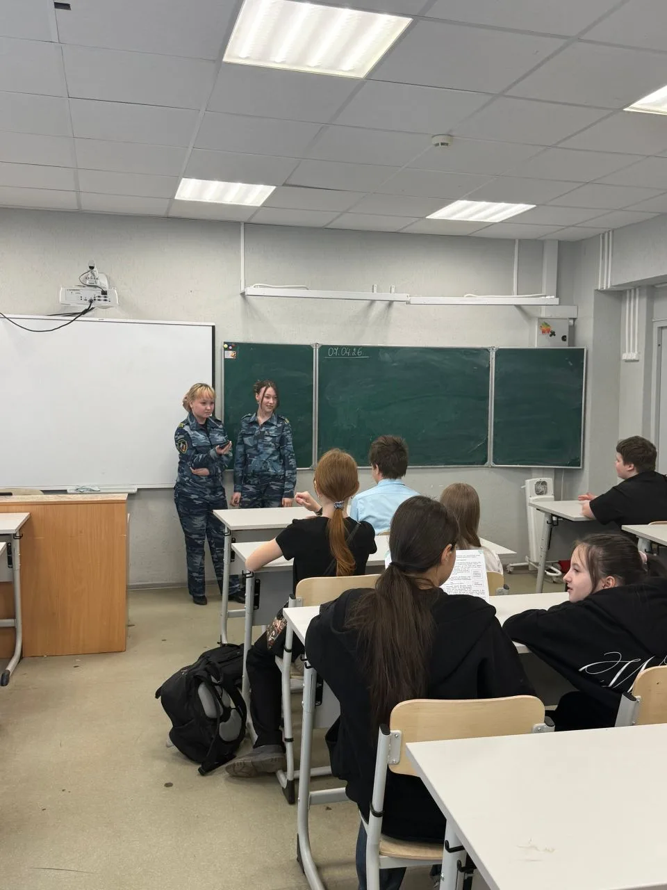 Участники Движения Первых Свердловского ЦО провели викторину «Верю - Не верю» в рамках дня здоровья.