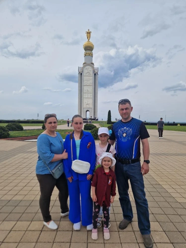День семьи, любви и верности - праздник, овеянный тёплом и уютом!
Семья — это самое дорогое, что ест