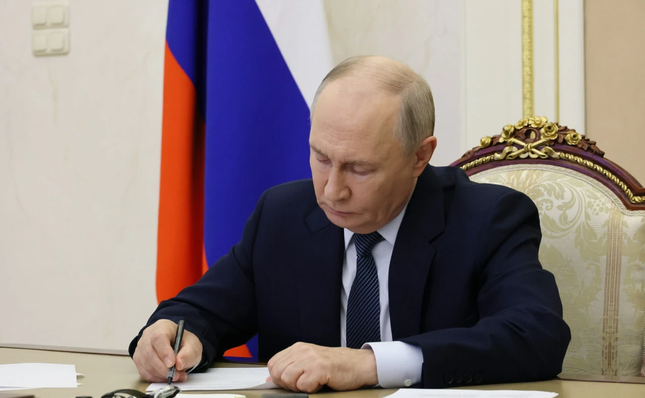 На заседании Российского организационного комитета «Победа» Олег Кожемяко предложил соз...
