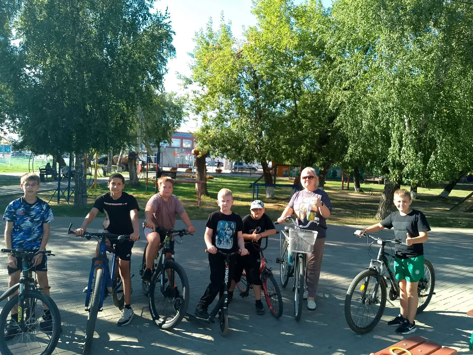 Спортивный день в парке «Город радости»! 🚲🛴