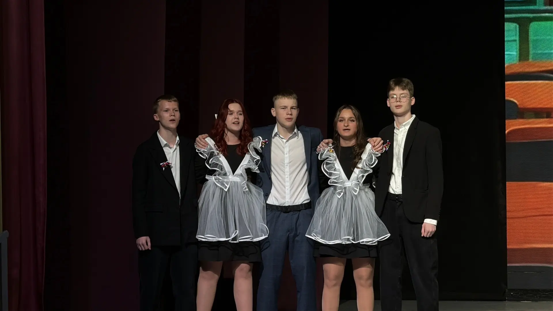 🌟 Последний звонок 9 классов 2026 г. 🌟  Мы рады поделиться с вами яркими моментами нашего Последнего