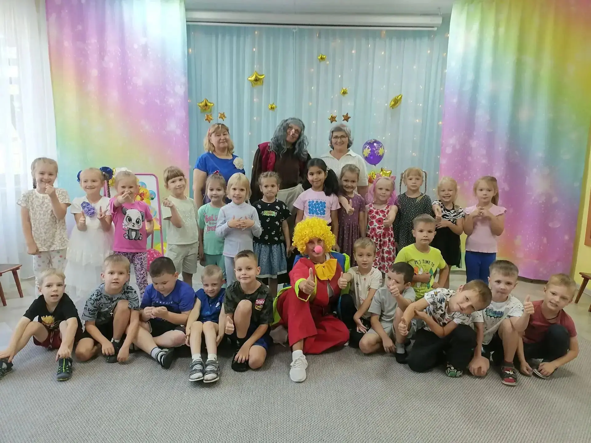 Весело и сказочно отметили ребята День знаний! ✨✨✨