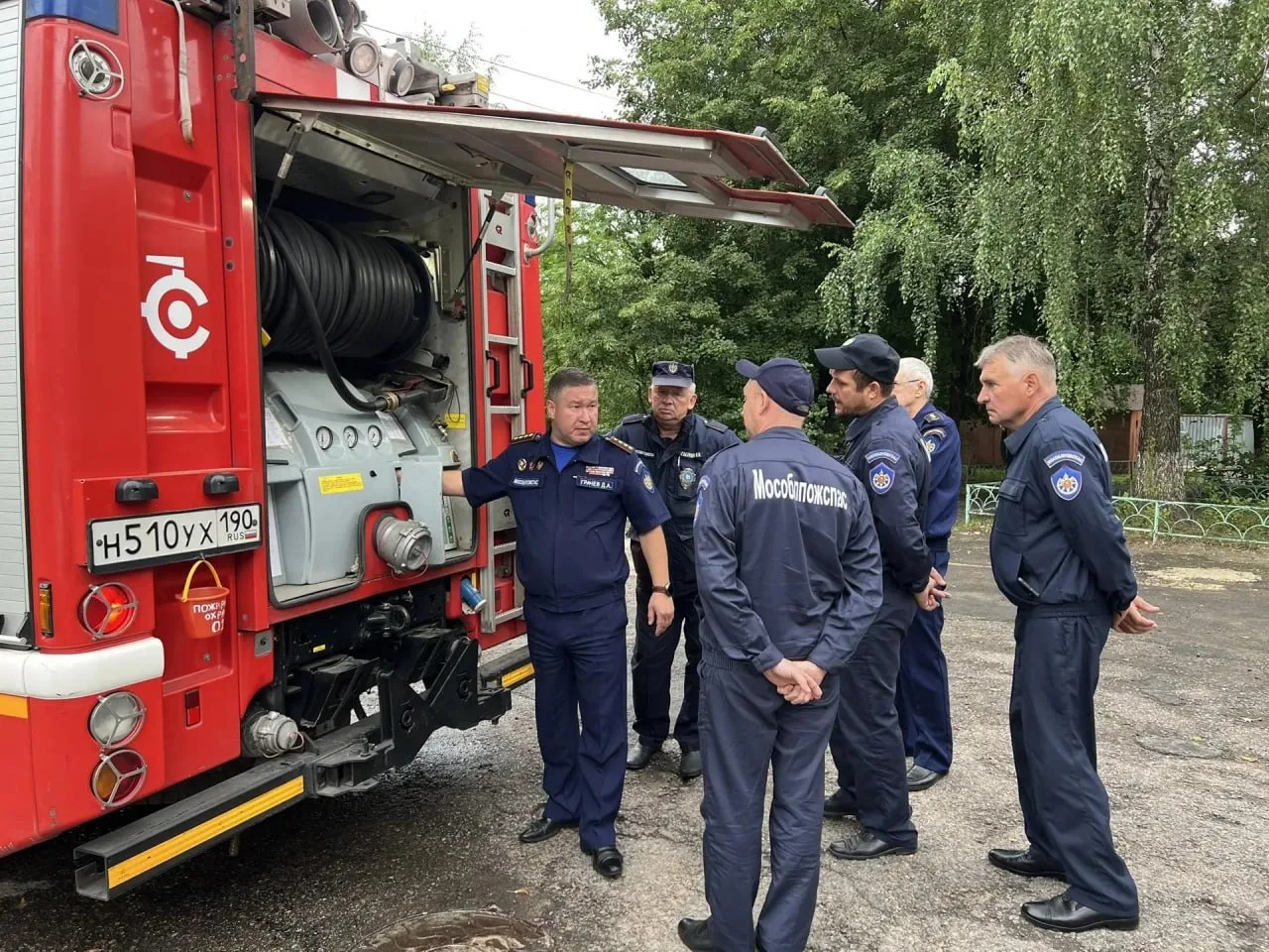 🚒 Мастерство за рулём: водители пожарной техники прошли аттестацию ⬇️

🚗 Вчера на базе 246-й пожар