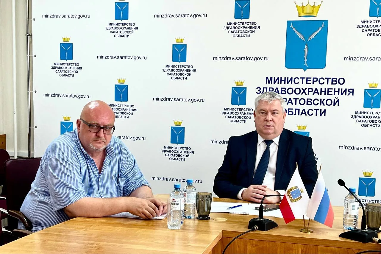 Сегодня в брифинге Минздрава региона принял участие Сергей Курносов — заведующий неврол...