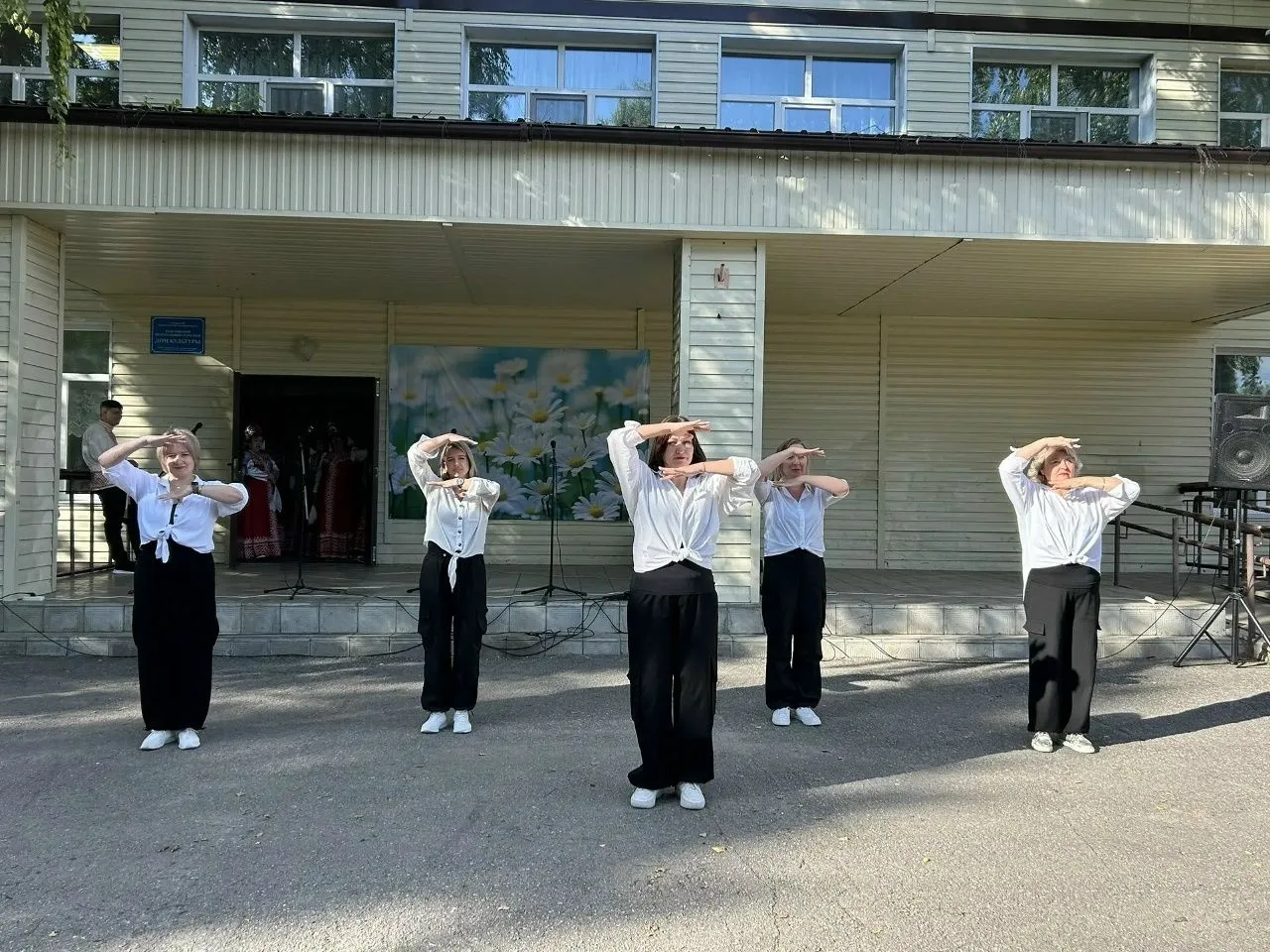 В минувшие выходные село Бекетовка отметило свой 349-й день рождения. Праздник прошёл п...