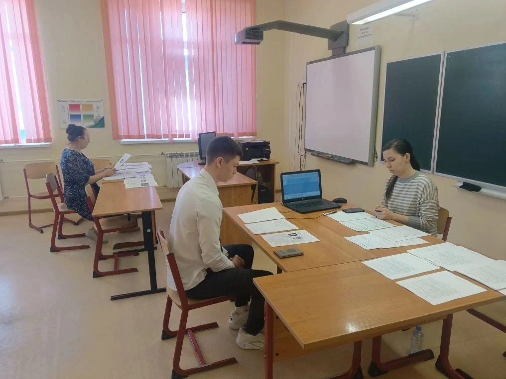 112 девятиклассников нашей школы приняли участие в итоговом собеседовании по русскому языку в основн