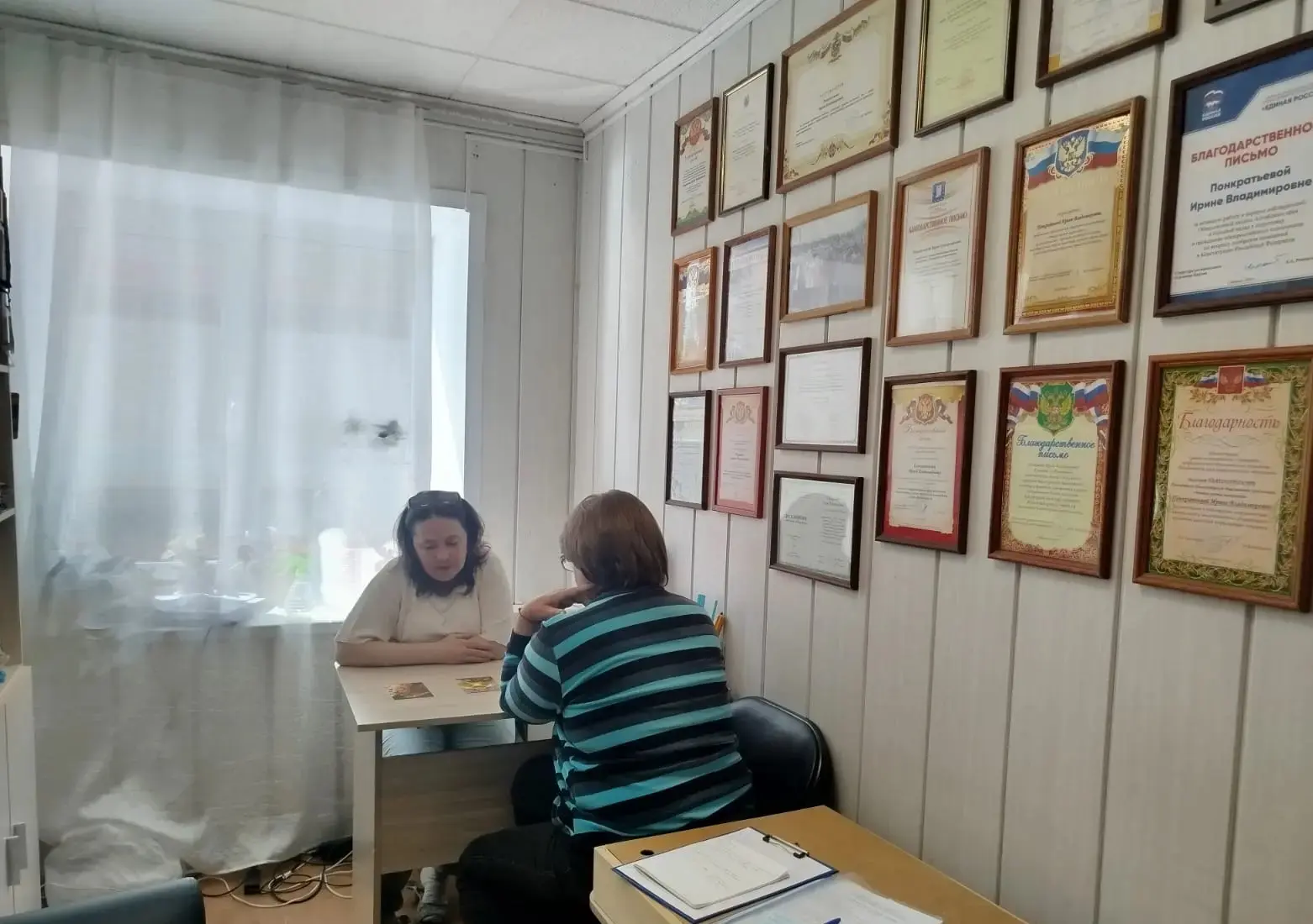 Когда женщина решает жить иначе — её обязательно поддержат.