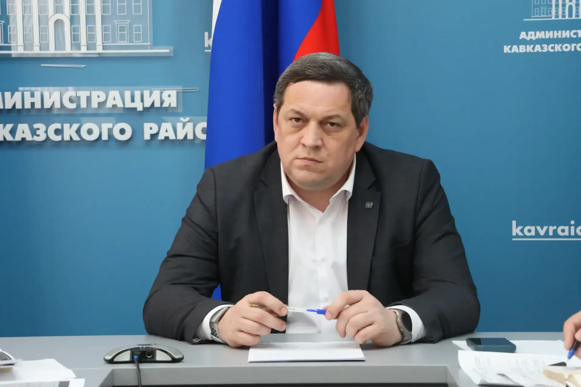 Провел внеочередное заседание районной комиссии по предупреждению и ликвидации чрезвыча...