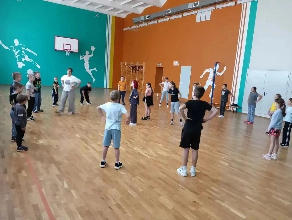 11‑й день лагеря «Спортландия.Первые в движении»: «Найди призвание»! 🎉

Сегодняшний день был по-нас