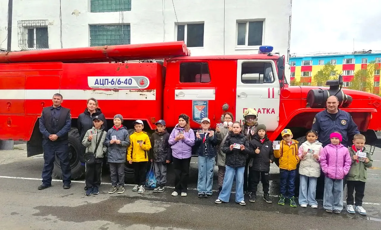 👨‍🚒Кадровый центр Хасынского округа совместно с Пожарной частью № 11 в п. Палатка организовали про