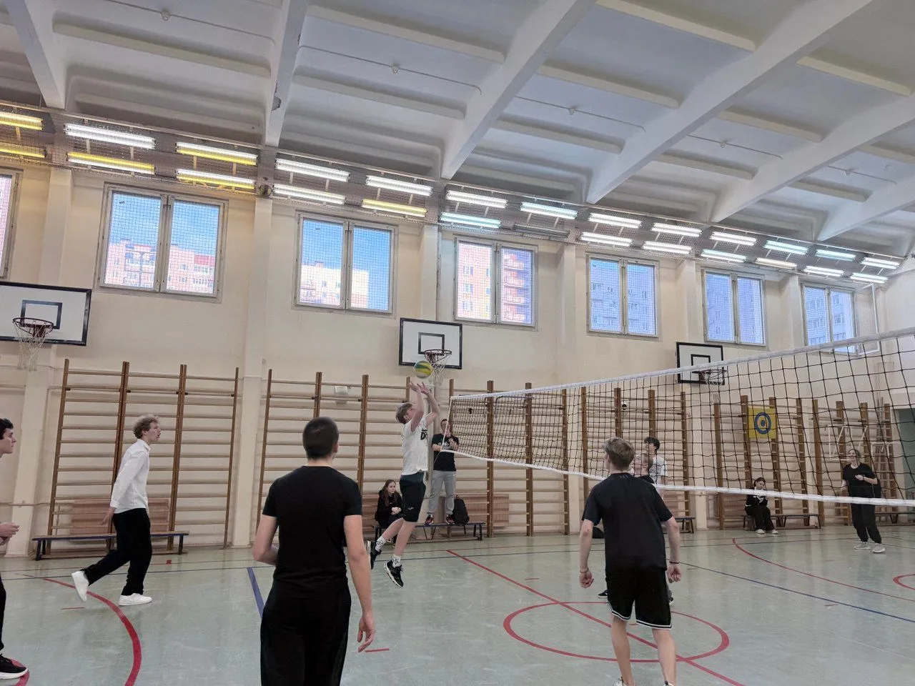 🏐Дружеский матч по волейболу в пятницу прошёл с большим успехом!🏐  В минувшую пятницу состоялся долг