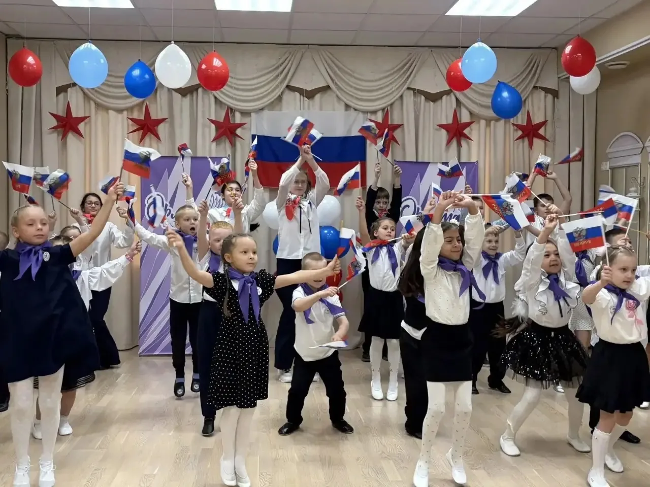 🦅Дружба поколений в действии!