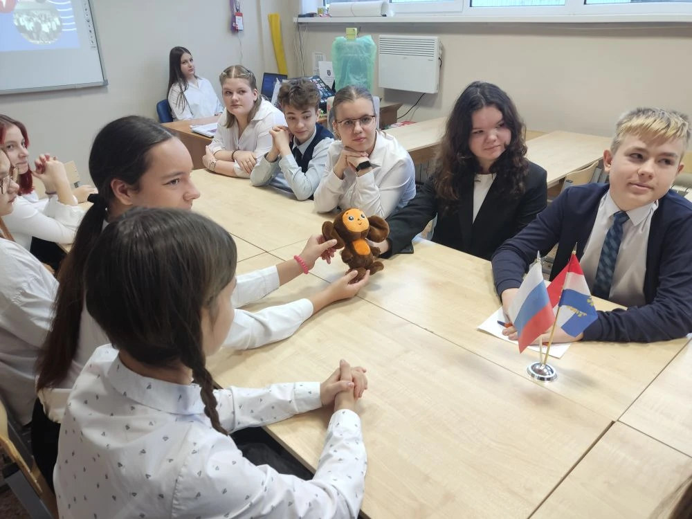🚀 Дружба и обмен опытом: наше первое знакомство!  Сегодня, 16 декабря, активисты первичного отделени