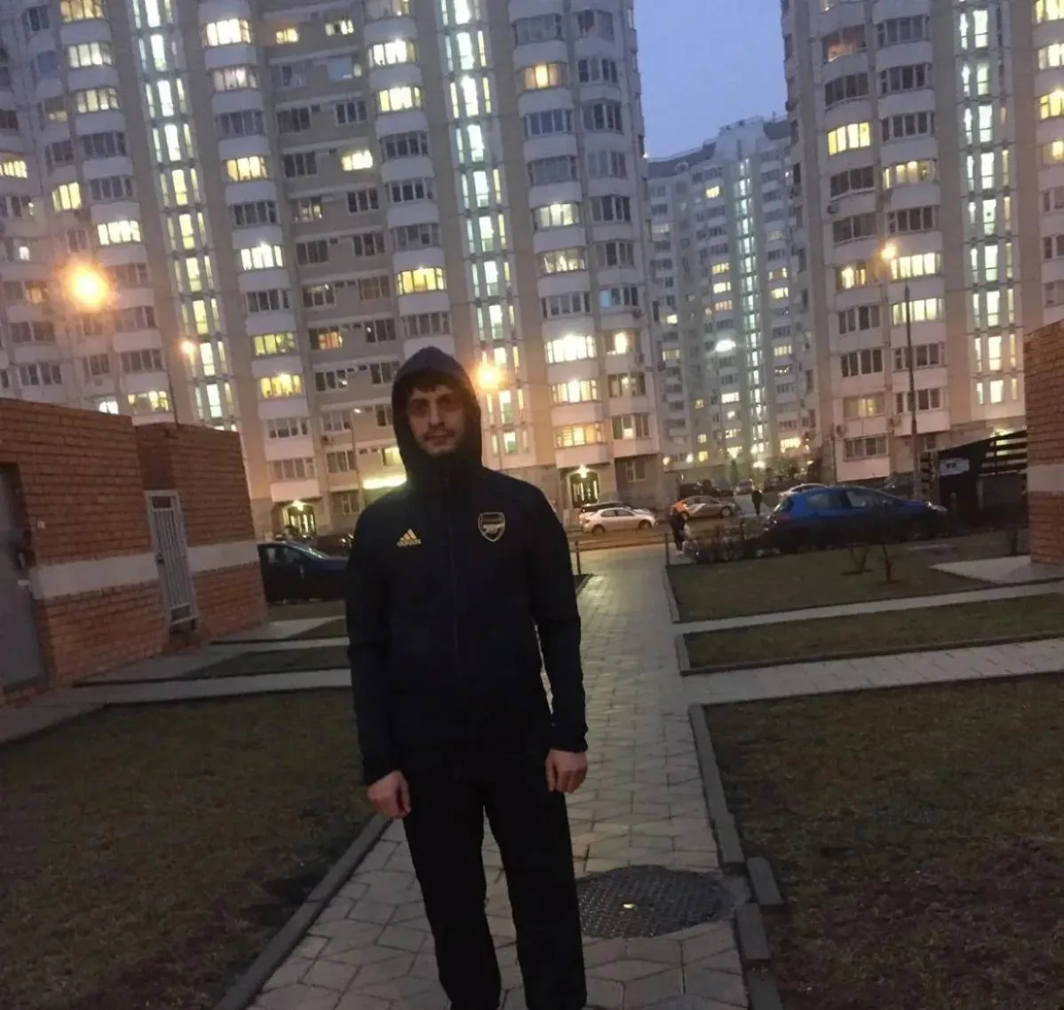 Ашот
36 лет
Москва
О себе: Ищу женщину старше себя желательно с формами кто хочет познакомиться с па