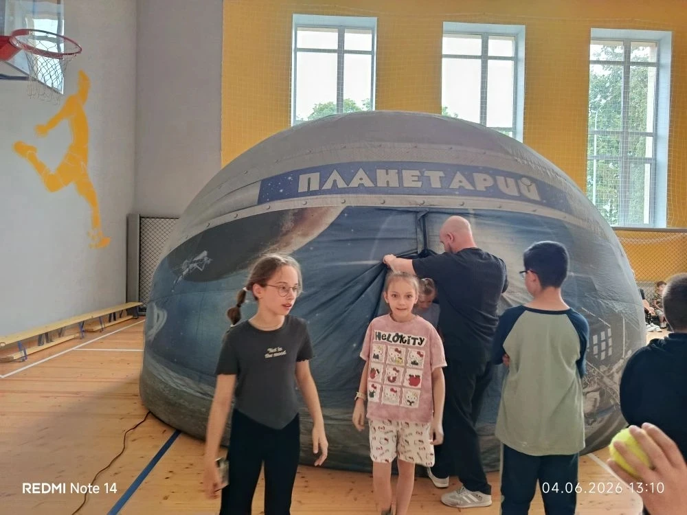 Планетарий- прекрасная возможность познакомиться с Вселенной поближе.