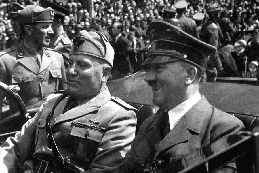 🗓 10 июня в 1940 году Италия вступила во Вторую мировую войну на стороне Германии.

После убийства 