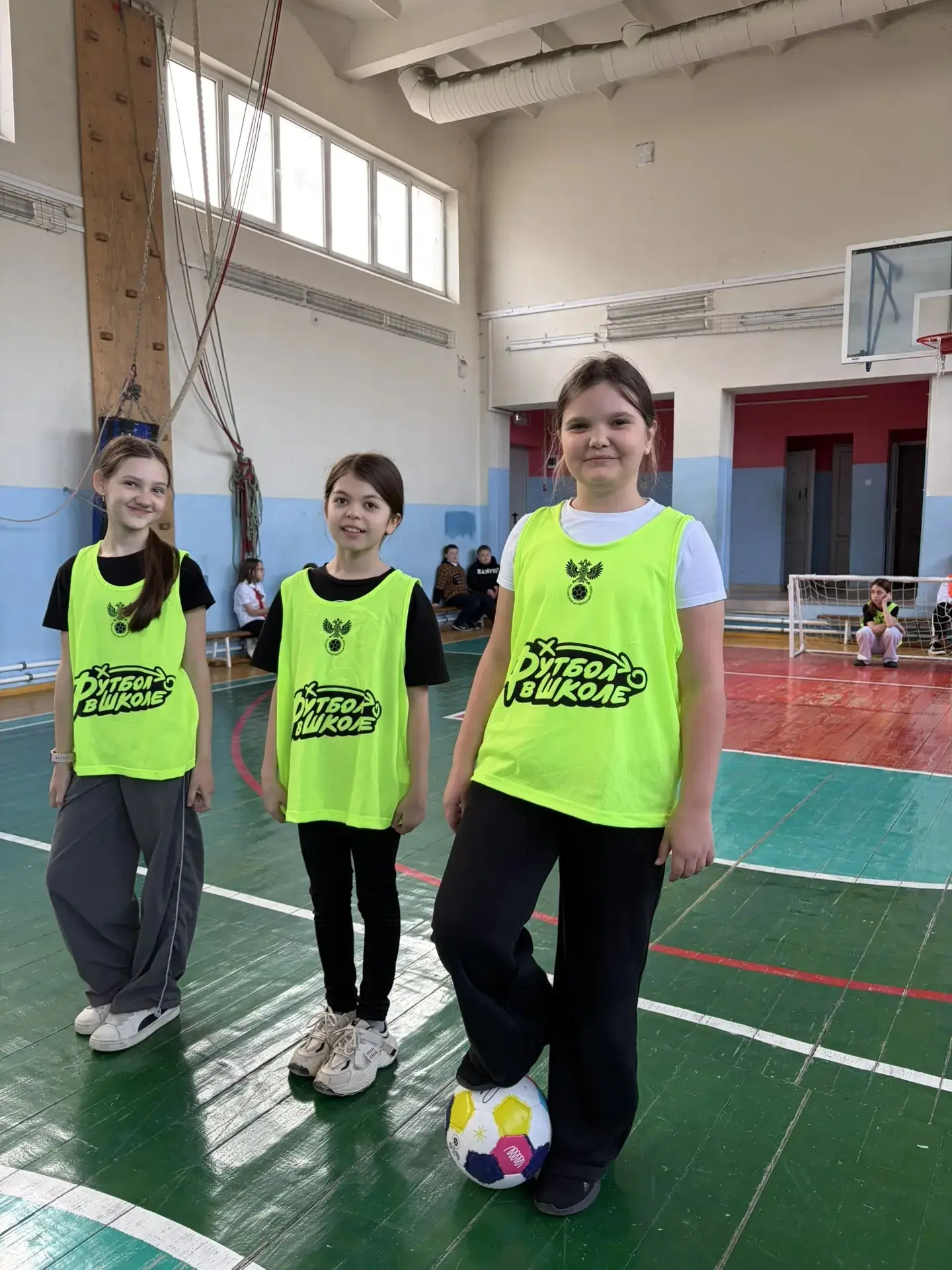 ⚡ Смена жанра: футбол + девчонки = успех!   Наше спортивное мероприятие «Мы в игре» (проект «Футбол 