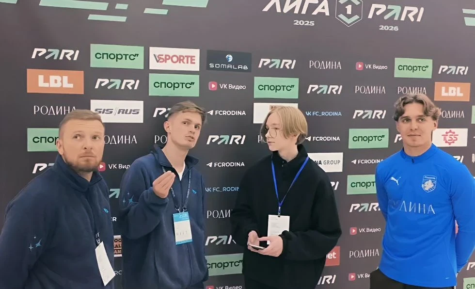 🔥 Не просто зритель — уже корреспондент!  🎤 Знакомьтесь: Никита, ученик 8г класса, наш юный журналис