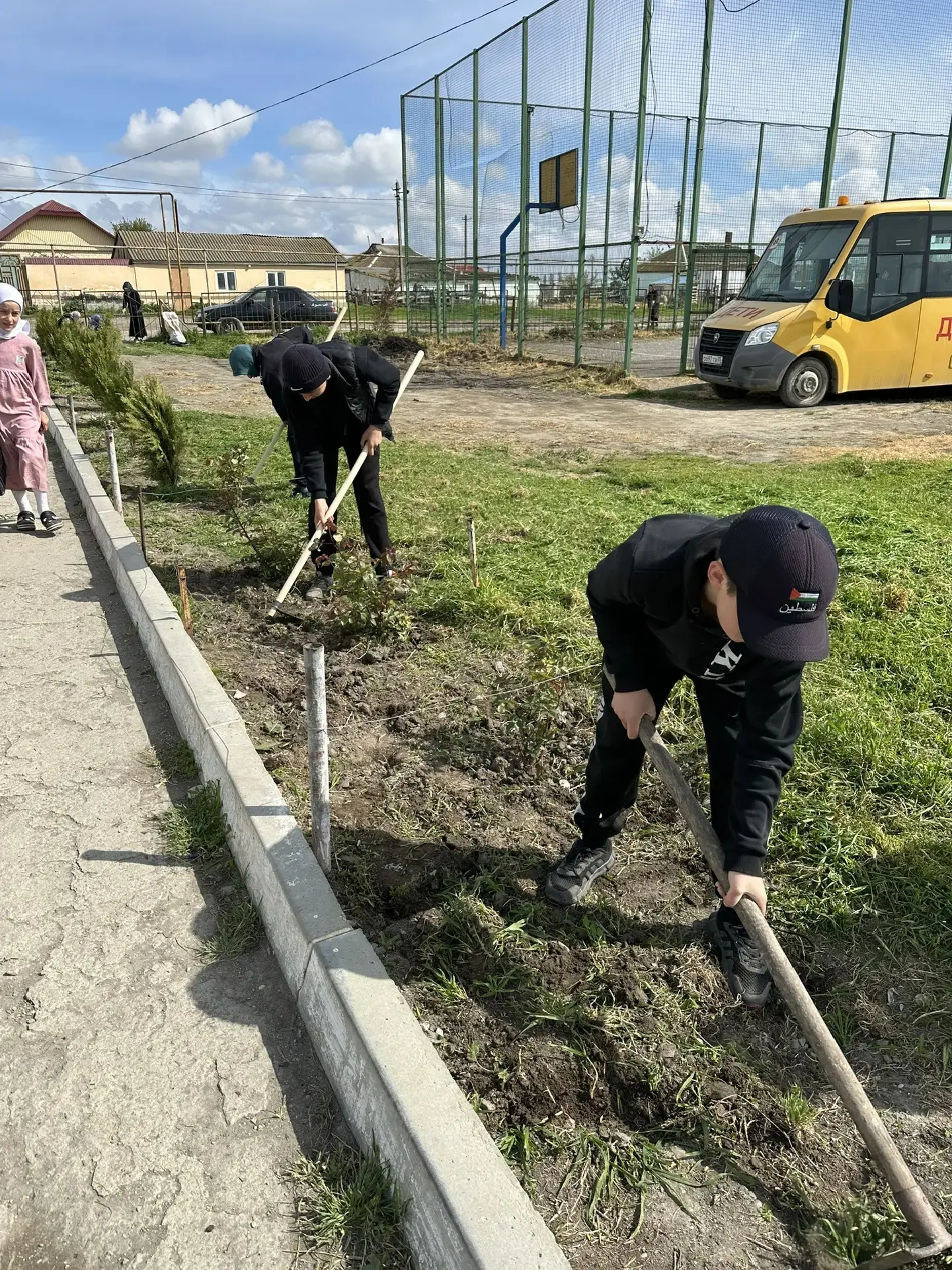 🪏🪚🌳Всероссийский субботник в школе:"Мы за чистоту "