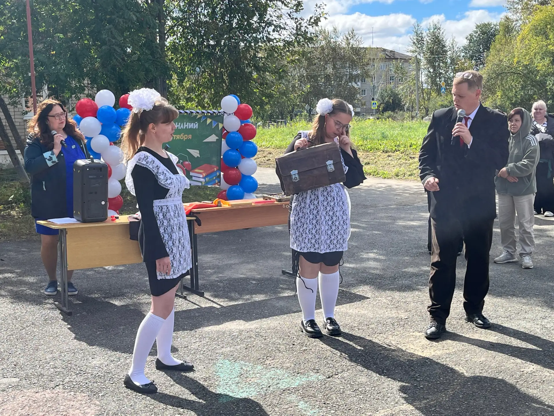 https://vk.ru/favorit.uralschool?w=wall-212244782_9228