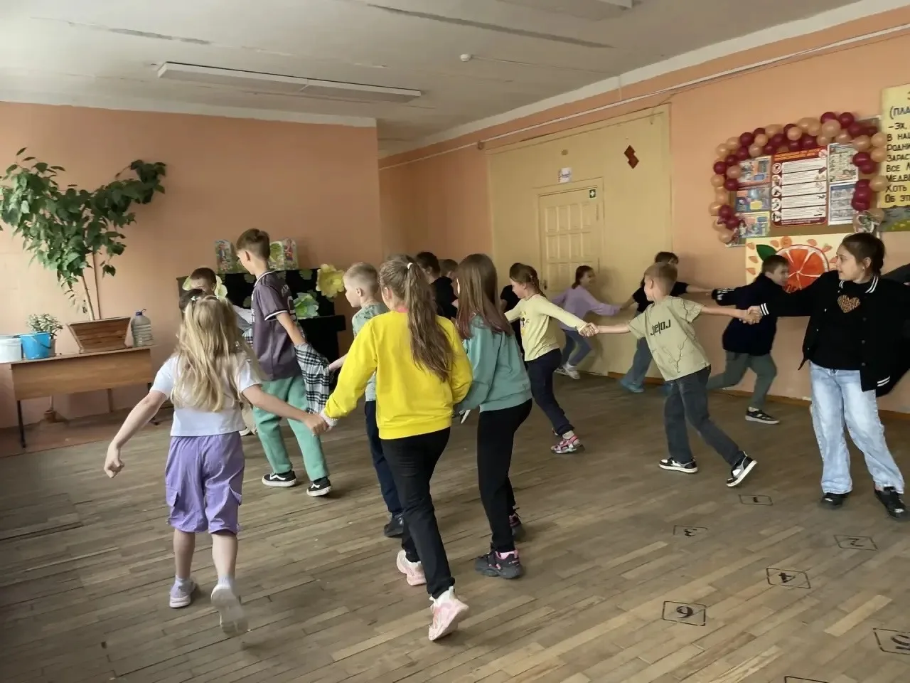 🎉 Эстафета «Орлята России» в лагере дневного пребывания! 🎉

Сегодня в нашем лагере было по-настоящ