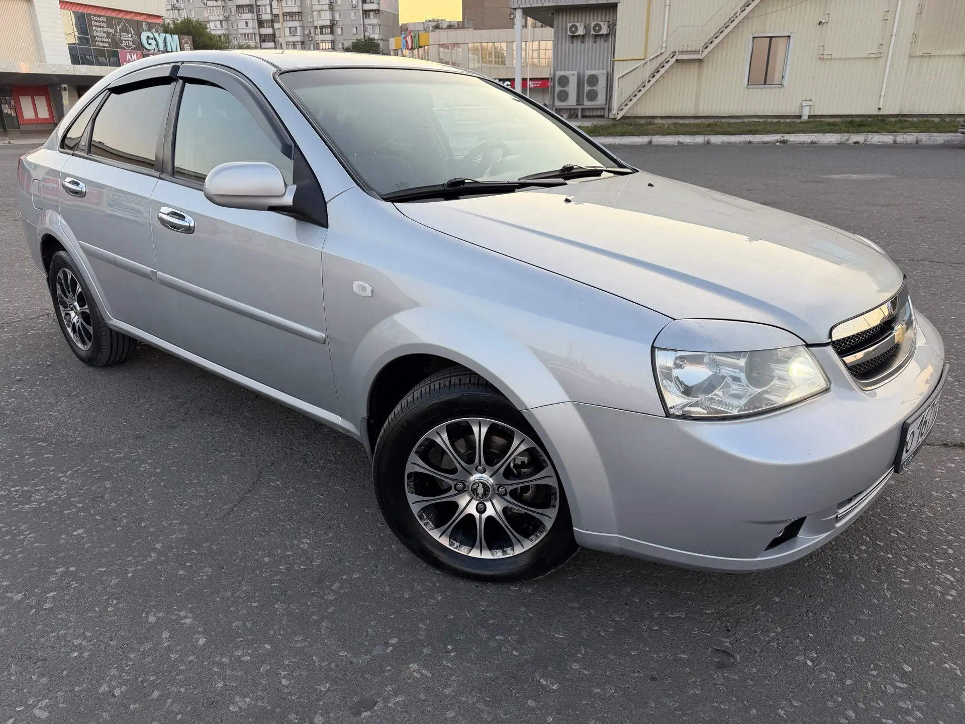 CHEVROLET LACETTI,2006г,подтвержденный пробег всего 107 500 км. Автомобиль всегда был в...