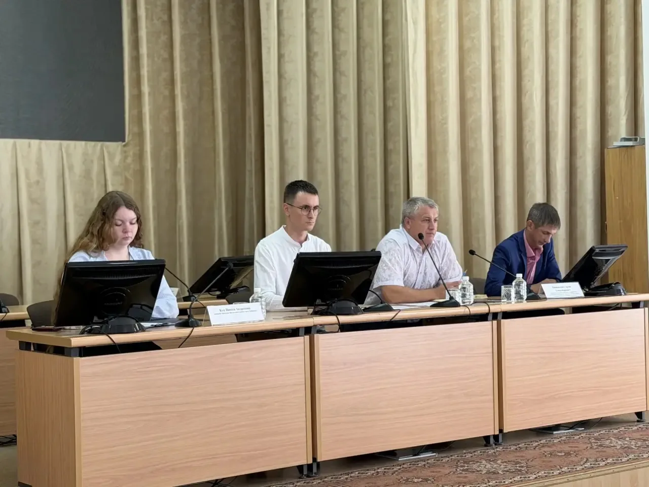 🚧Еженедельный штаб по городскому хозяйству посвятили осенним гидравлическим испытаниям...